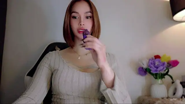 Snapshot of anna_lala7 chatting on June 10, 2026, 12:37 pm anna lala7 online show from June 10, 2026, 12:37 pm