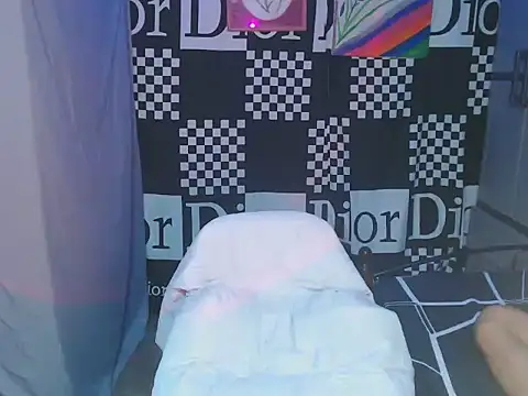 urhot chany online show from February 24, 2026, 7:56 pm