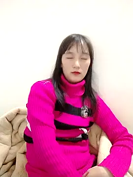 Snapshot of Kembong01 chatting on December 14, 2025, 8:35 pm Kembong01 online show from December 14, 2025, 8:35 pm