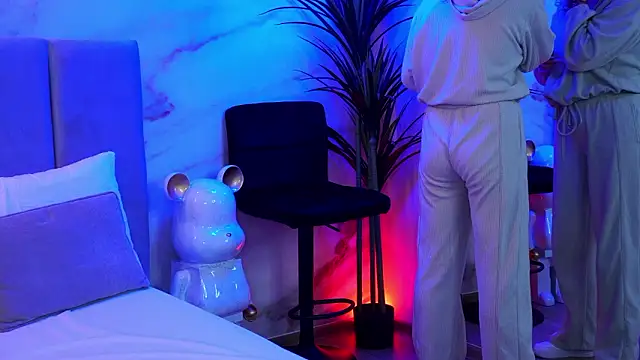 Izabellle02 online show from March 8, 2026, 4:49 am