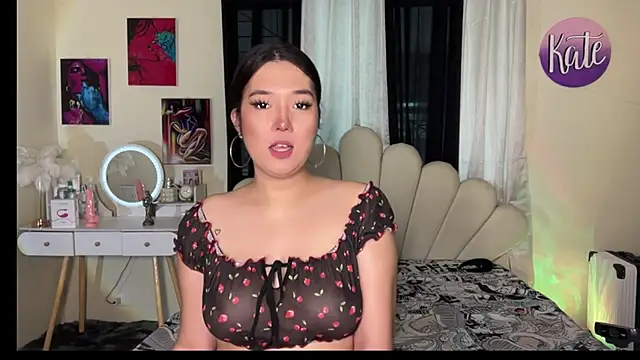 KateMadness online show from March 6, 2026, 1:13 am