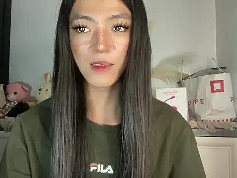 slimladyxoxo online show from December 18, 2025, 11:49 am