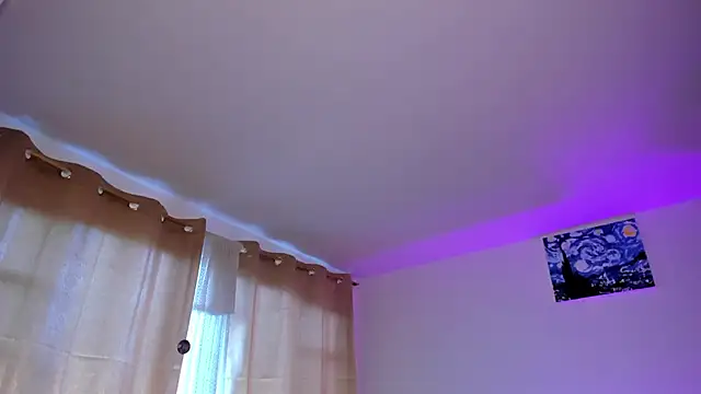 Snapshot of Shophie_thoopson chatting on October 28, 2025, 12:19 pm Shophie thoopson online show from October 28, 2025, 12:19 pm