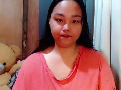  Lylia online show from November 22, 2025, 11:15 pm