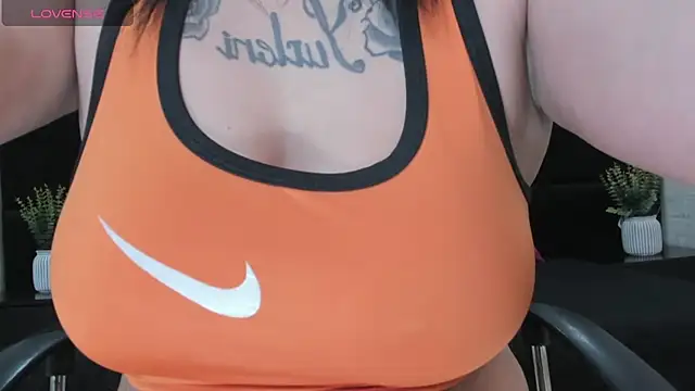 Dantzel  online show from February 9, 2026, 9:30 pm