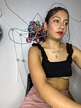 Snapshot of Alaska_euphoria chatting on November 3, 2025, 8:43 pm Alaska euphoria online show from November 3, 2025, 8:43 pm