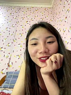 D2sweet online show from December 18, 2025, 3:51 pm