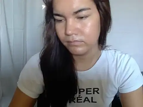 Snapshot of Enchantress_Magdalena chatting on April 27, 2026, 3:59 am Enchantress Magdalena online show from April 27, 2026, 3:59 am