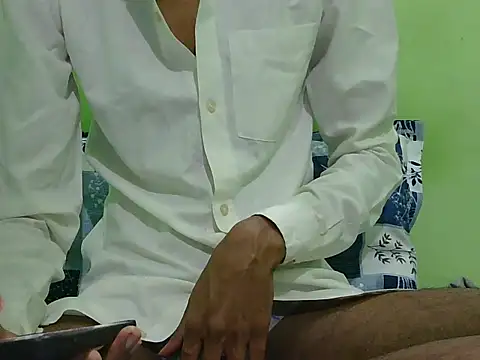 rockyy23boy online show from October 26, 2025, 12:49 am