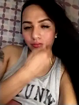 Snapshot of enoria1992 chatting on November 21, 2025, 11:36 pm enoria1992 online show from November 21, 2025, 11:36 pm