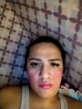 Snapshot of enoria1992 chatting on December 5, 2025, 11:52 am enoria1992 online show from December 5, 2025, 11:52 am