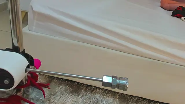 Wonderkloe  online show from March 1, 2026, 1:29 am