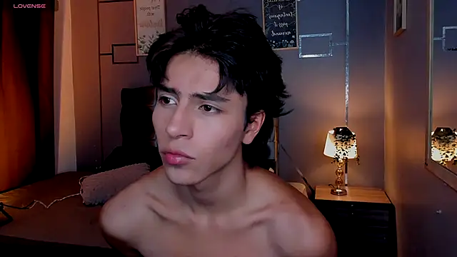 Christopher 77 online show from November 25, 2025, 4:07 pm