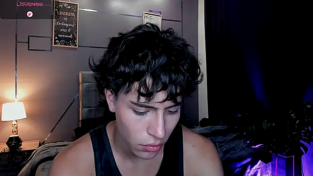 Christopher 77 online show from December 2, 2025, 2:34 pm