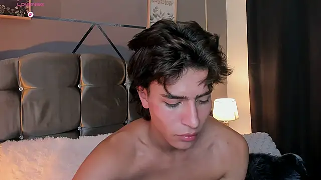 Christopher 77 online show from December 20, 2025, 3:52 pm