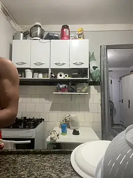 Isabelaa  online show from April 1, 2026, 9:01 pm