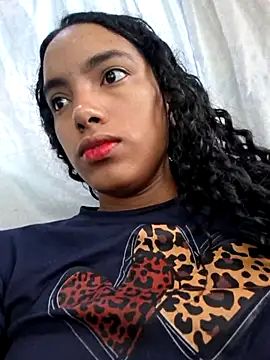 Snapshot of Cataleya_ja chatting on March 12, 2026, 12:33 pm Cataleya ja online show from March 12, 2026, 12:33 pm