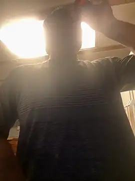 edddy23 online show from October 8, 2025, 1:42 pm