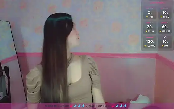 Snapshot of anne_smithe chatting on May 20, 2026, 2:40 am anne smithe online show from May 20, 2026, 2:40 am