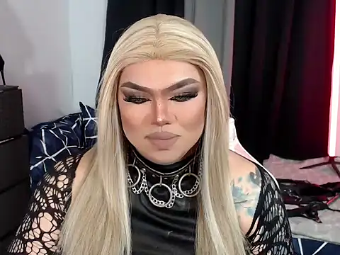 Snapshot of michellevixen922 chatting on October 30, 2025, 4:41 pm michellevixen922 online show from October 30, 2025, 4:41 pm