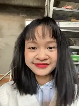 Daisy018 online show from November 15, 2025, 6:22 am