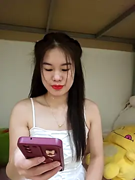 Baby-ladytits2025 online show from November 9, 2025, 6:23 am