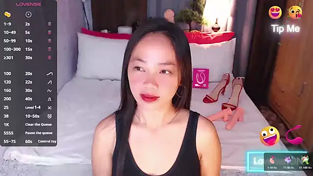 sexystela online show from March 24, 2026, 6:24 pm