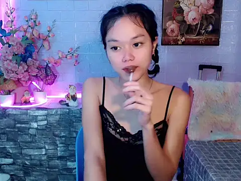 Snapshot of sexybabewarrior chatting on June 1, 2026, 8:27 am sexybabewarrior online show from June 1, 2026, 8:27 am