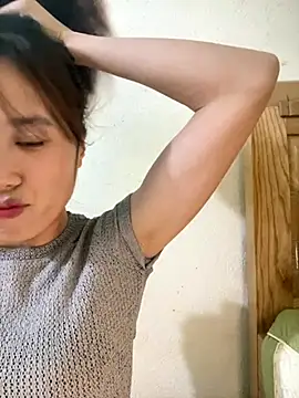 Lucy217 online show from September 15, 2025, 12:49 pm