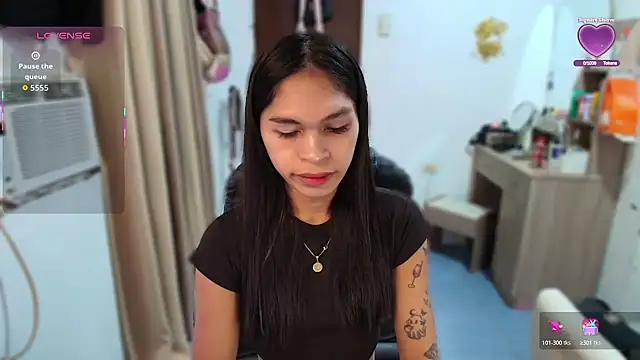 sexloverxxz online show from December 23, 2025, 8:45 am