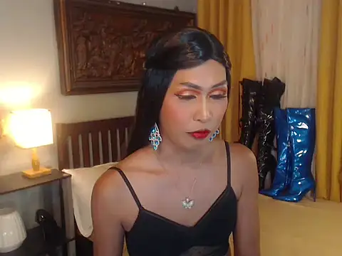 Nathalieheartt online show from September 22, 2025, 1:40 am