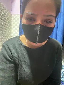 Hot Jaanvi  online show from February 8, 2026, 4:38 am