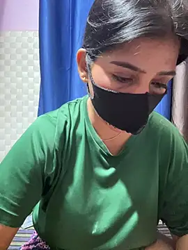 Hot Jaanvi  online show from May 14, 2026, 6:47 pm