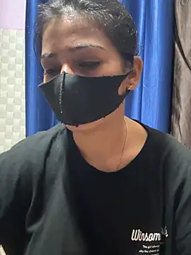 Snapshot of Hot_Jaanvi_ chatting on July 1, 2026, 4:36 am Hot Jaanvi online show from July 1, 2026, 4:36 am