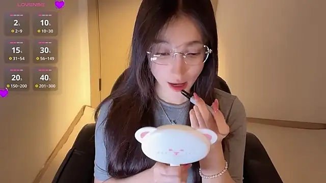 Seraphina-se online show from March 24, 2026, 2:44 pm