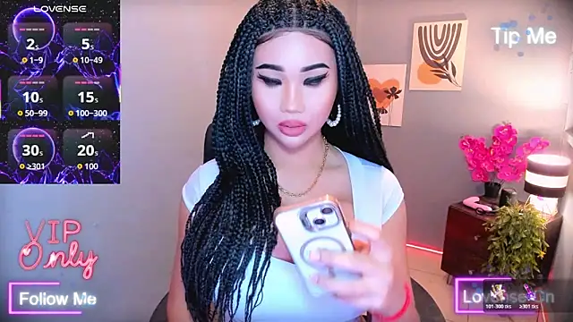 Snapshot of TriciaCumLoader chatting on January 17, 2026, 8:30 am TriciaCumLoader online show from January 17, 2026, 8:30 am