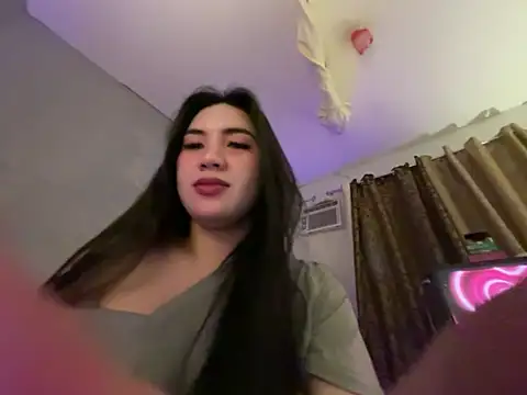 Snapshot of wild_flowerx chatting on April 25, 2026, 11:57 pm wild flowerx online show from April 25, 2026, 11:57 pm