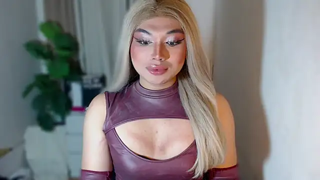 Snapshot of Samantha_Millerxxx chatting on March 24, 2026, 8:14 pm Samantha Millerxxx online show from March 24, 2026, 8:14 pm