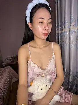 Snapshot of Dau-Tayy chatting on November 9, 2025, 8:01 am Dau-Tayy online show from November 9, 2025, 8:01 am