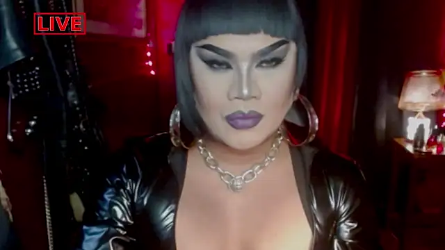 Snapshot of mistress_lasciviousness chatting on October 21, 2025, 8:37 am mistress lasciviousness online show from October 21, 2025, 8:37 am