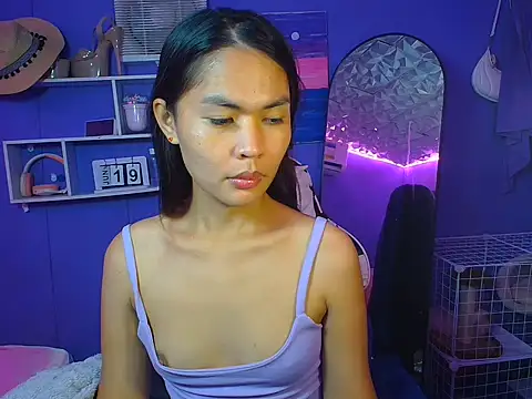 urgirljane online show from June 20, 2026, 3:42 am