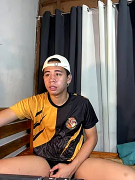 urasianbigcock online show from December 21, 2025, 1:18 pm