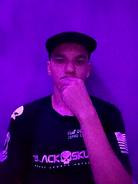 Snapshot of Thpaugrosso chatting on November 25, 2025, 3:50 am Thpaugrosso online show from November 25, 2025, 3:50 am