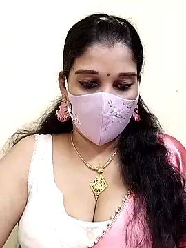 amelia-rani online show from November 25, 2025, 1:55 pm