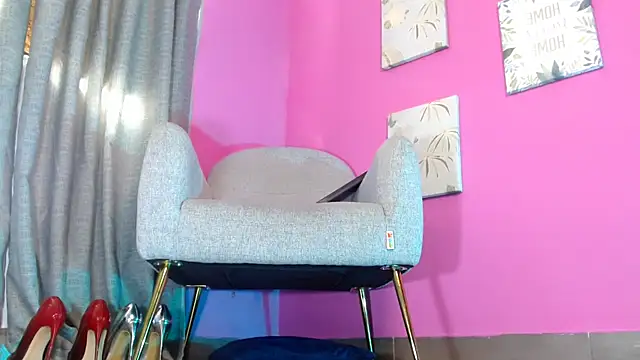 emily ox0 online show from April 14, 2026, 7:42 pm