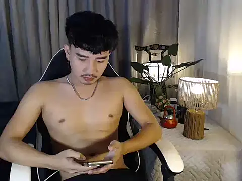 cute richard24 online show from December 18, 2025, 3:01 am