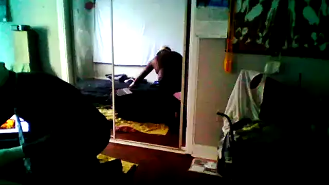 Snapshot of JezOne555 chatting on September 12, 2025, 5:35 pm JezOne555 online show from September 12, 2025, 5:35 pm