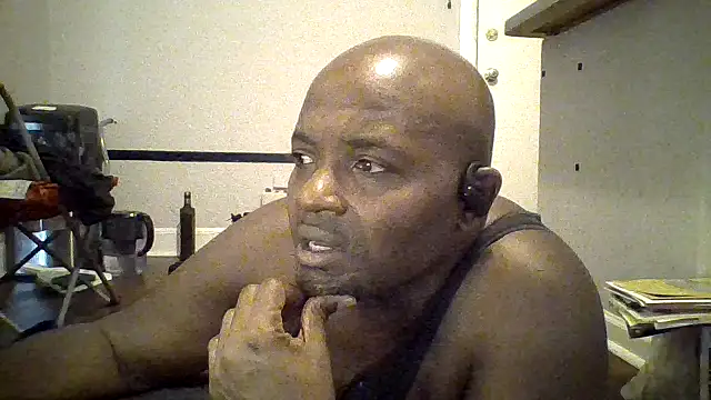 Snapshot of JezOne555 chatting on December 13, 2025, 7:53 pm JezOne555 online show from December 13, 2025, 7:53 pm