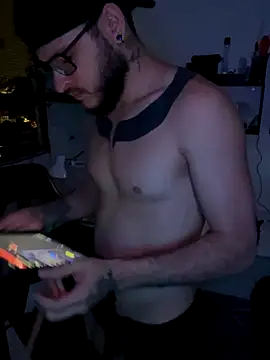 Snapshot of francoolatino chatting on October 12, 2025, 12:20 am francoolatino online show from October 12, 2025, 12:20 am