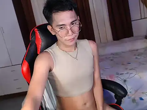 Snapshot of drinkmycumx chatting on October 8, 2025, 8:34 am drinkmycumx online show from October 8, 2025, 8:34 am